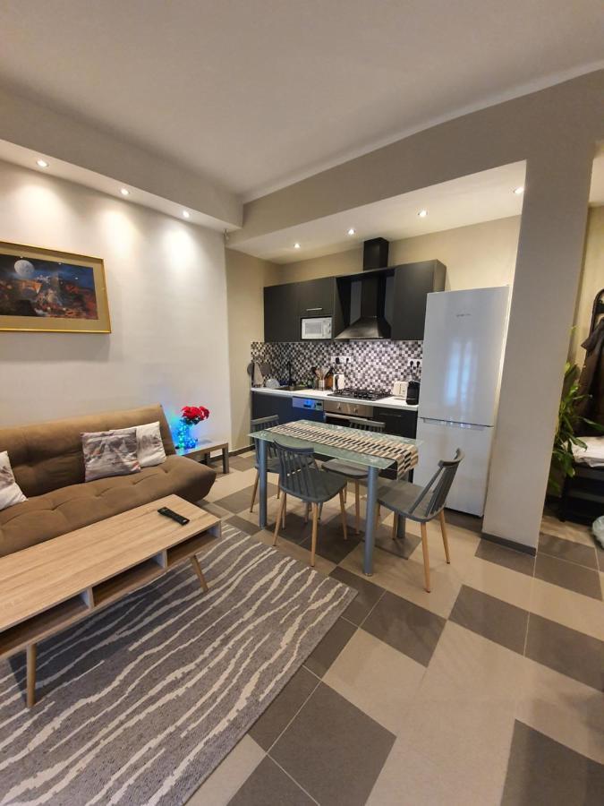 דירות אתונה Lukas-2 B/R Luxurious Flat With Veranda מראה חיצוני תמונה
