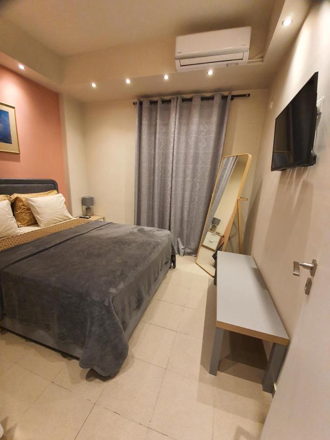 דירות אתונה Lukas-2 B/R Luxurious Flat With Veranda מראה חיצוני תמונה